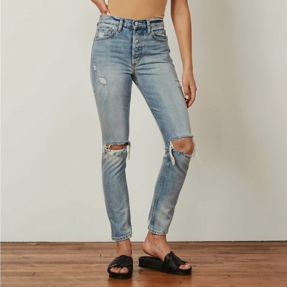 Boyish High Waisted Rigid Skinny Jeans with Distressed Details Size 27